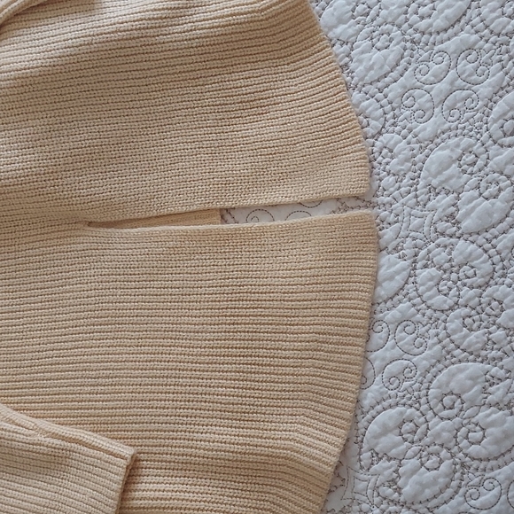 NWT Gabby Isabella Sweater - Picture 8 of 11